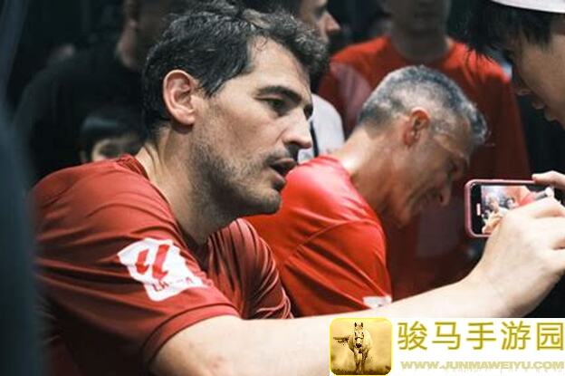 解析FC足球世界:大师兄带领你夺得西甲冠军!皇马队套速通秘籍